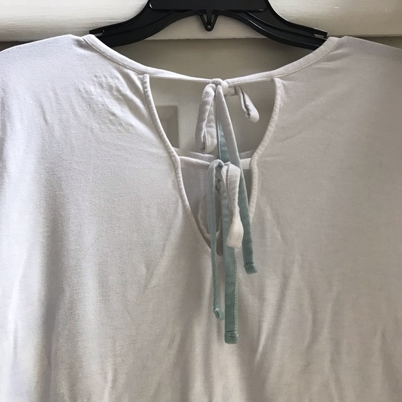 Torrid super soft ombré t shirt w/ ties in back - Picture 3 of 4